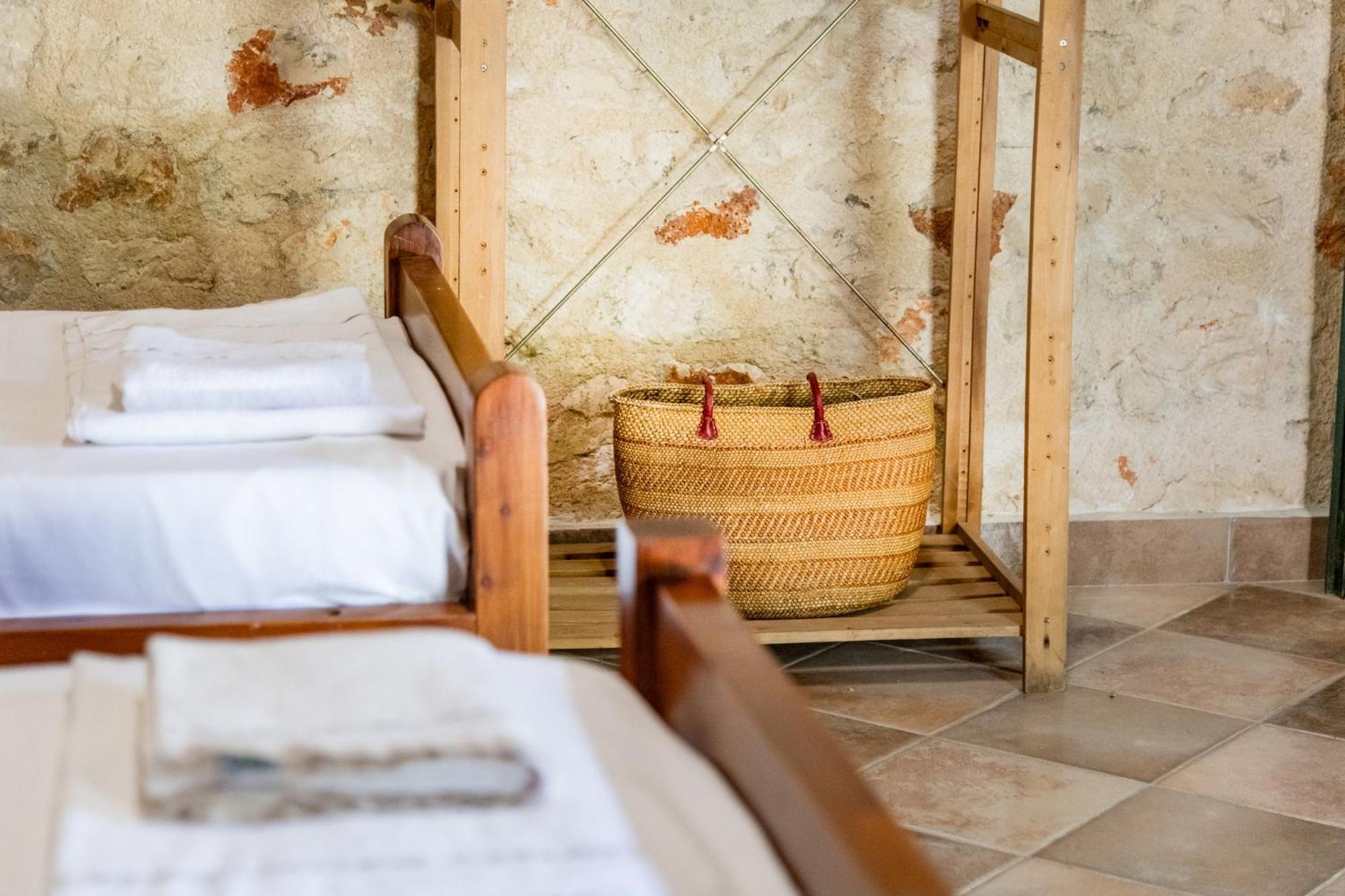 Orama Stone Apartments - Authentic Hospitality In A Historical Location, By Zantewize חדר תמונה